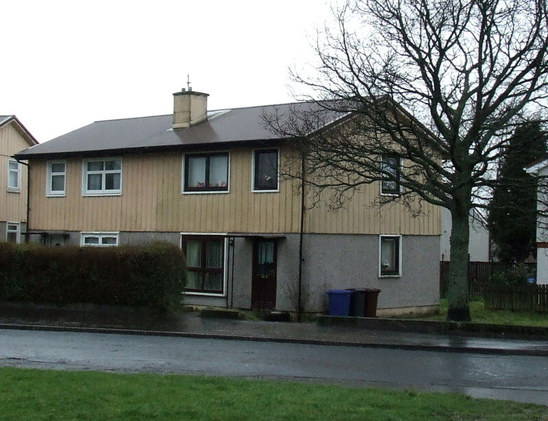 Selling non standard construction concrete house