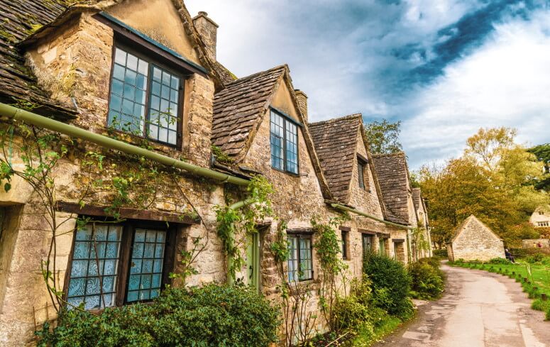 Emptying an inherited house to sell