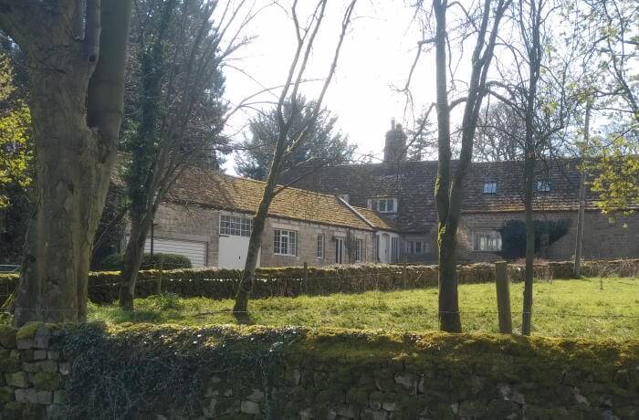 Selling a house close to power lines