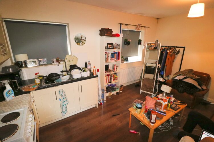 Sell studio flat