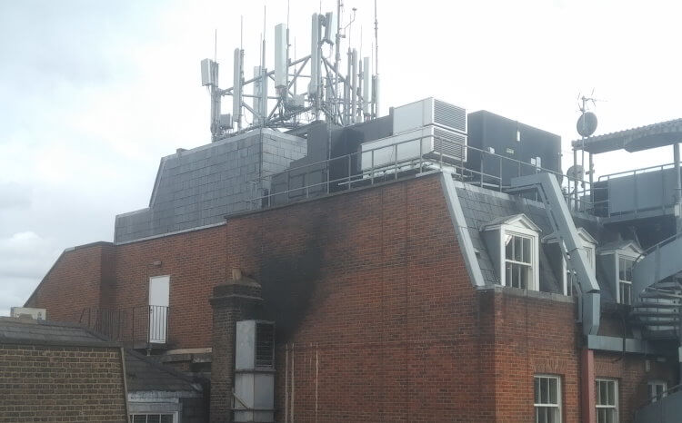 Mobile masts above flats