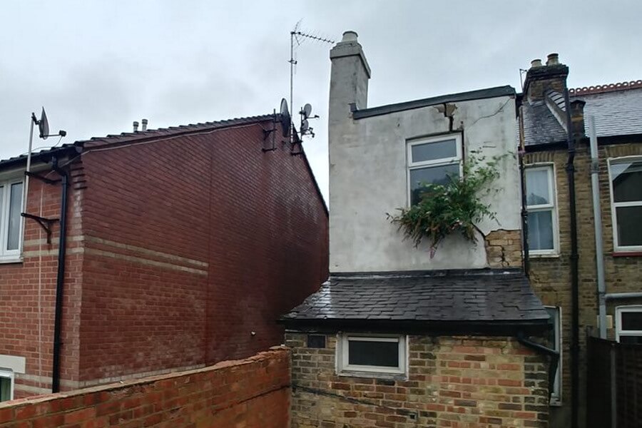 Selling an uninhabitable property
