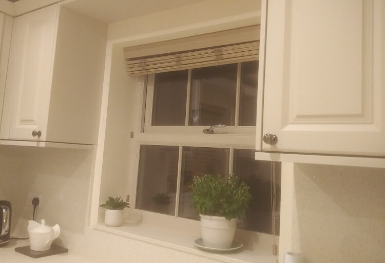 Window in house without fensa