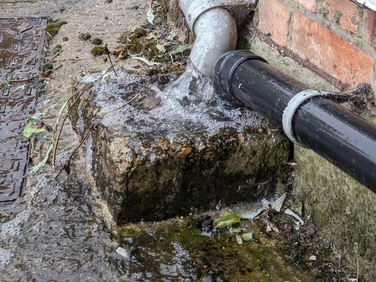Selling house with drainage problems