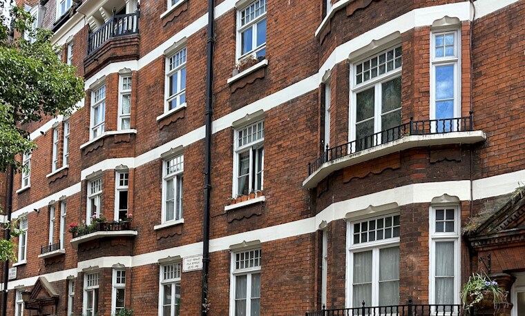 Selling flat without a TA7 leasehold information form