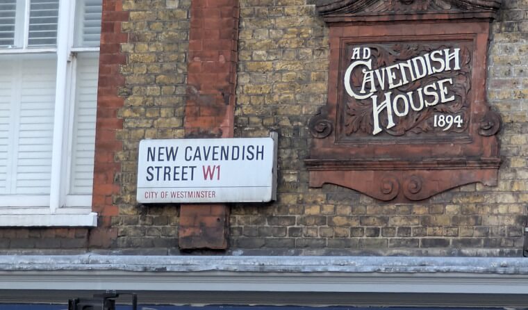 Selling flat in Cavendish House in Marylebone Selling flat in Cavendish House in Marylebone